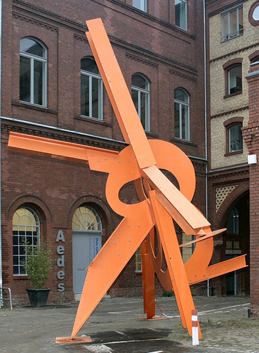 Berlin Art@Site www.artatsite.com Mark di Suvero Homage to the Seed