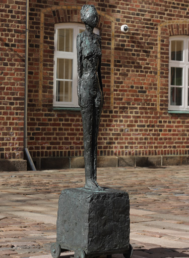 Art@Site www.artatsite.com Alberto Giacometti Woman on Cart Holstebro