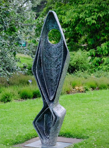 Art@Site www.artatsite.com Barbara Hepworth Ascending, Gloria Edenburgh