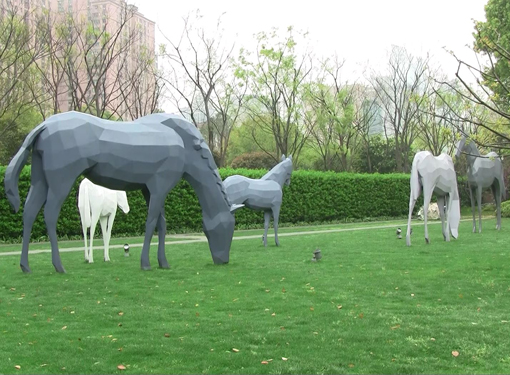 Art@Site www.artatsite.com Seon Ghi Bahk Horse